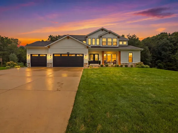 9336 Sunset Ridge Dr NE, Rockford, MI 49341