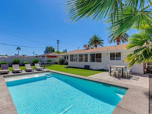 3rd image of 8138 E Amelia Ave