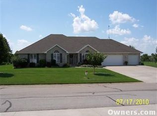2195 W Country Club Dr, Sedalia, MO 65301