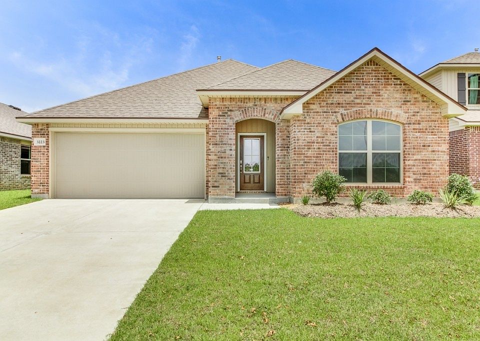 1st image of 2218 S Lake Michele Cir