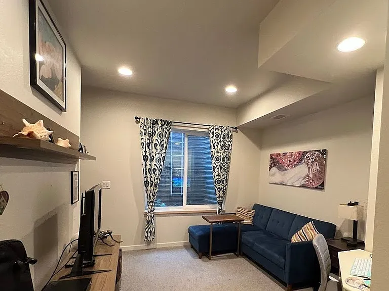 916 Cimarron Dr #A — Photo 10