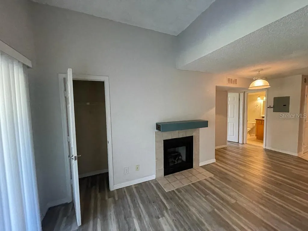 1 bed, 1.0 bath, 644 sqft, $1,300 — Photo 4