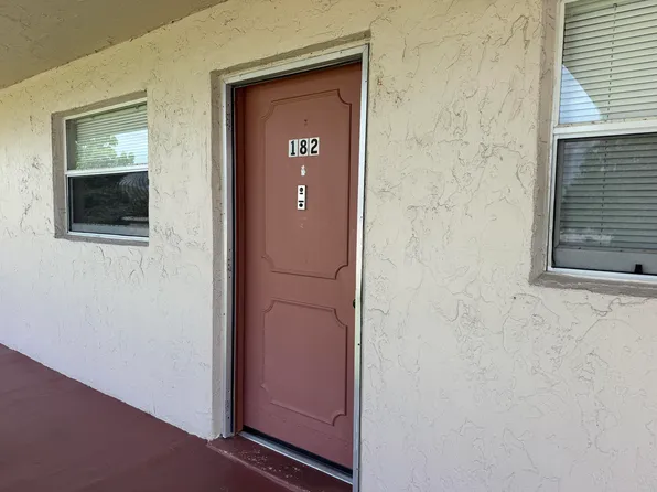 500 Bonnie Blvd APT 182, Palm Springs, FL 33461
