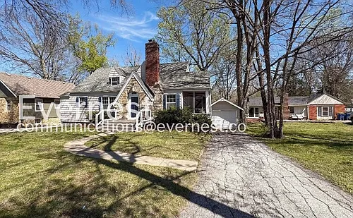 5513 Reeds Rd Photo 1