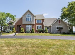 1006 Grassy Hill Ln, Camillus, NY 13031