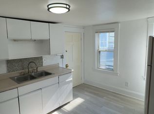 88 Linden St #2N, New Bedford, MA 02740