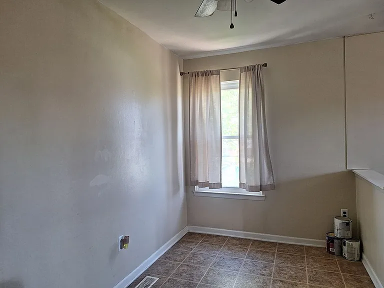 22649 Martin Rd — Photo 19