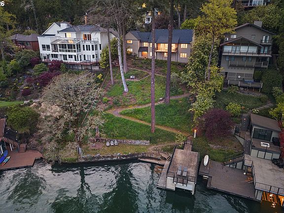 2nd image of 2430 Summit Ct