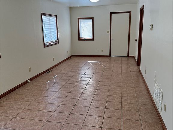 2nd image of 1201 N 8th St