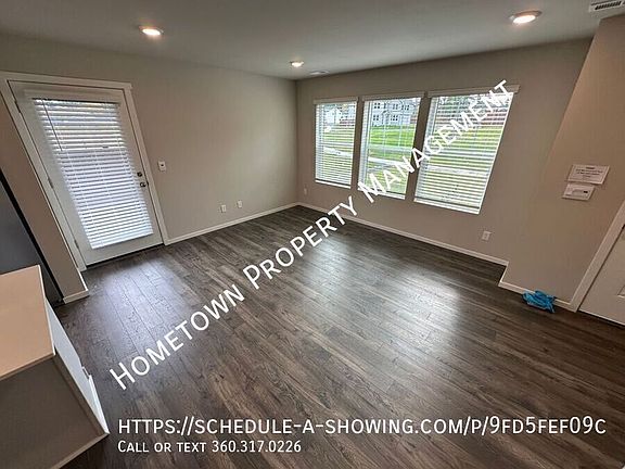 5th image of 2403 Trailside Dr NE