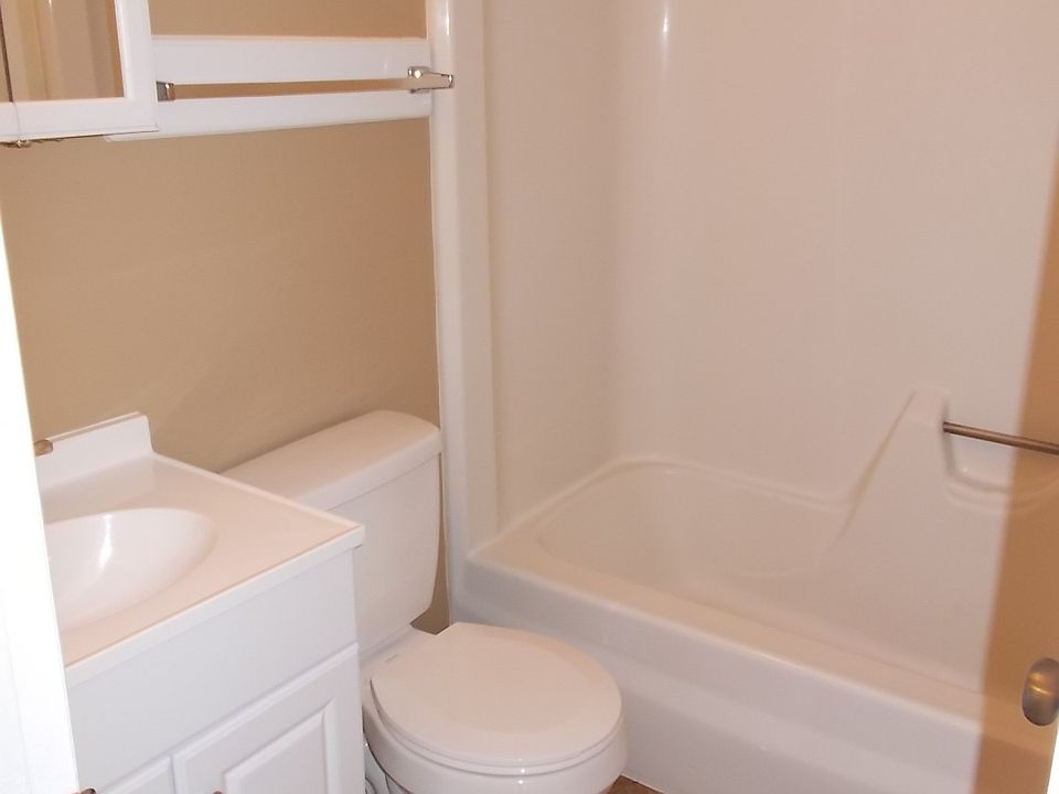 1st image of 348 Jefferson Ave APT 46