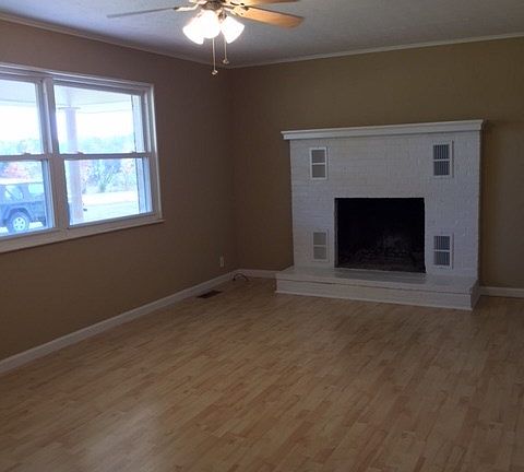 3rd image of 453 Highway 25 #32