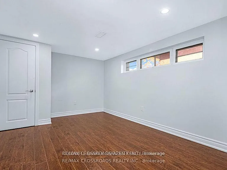 2095 Haig Dr #BASEMENT — Photo 9