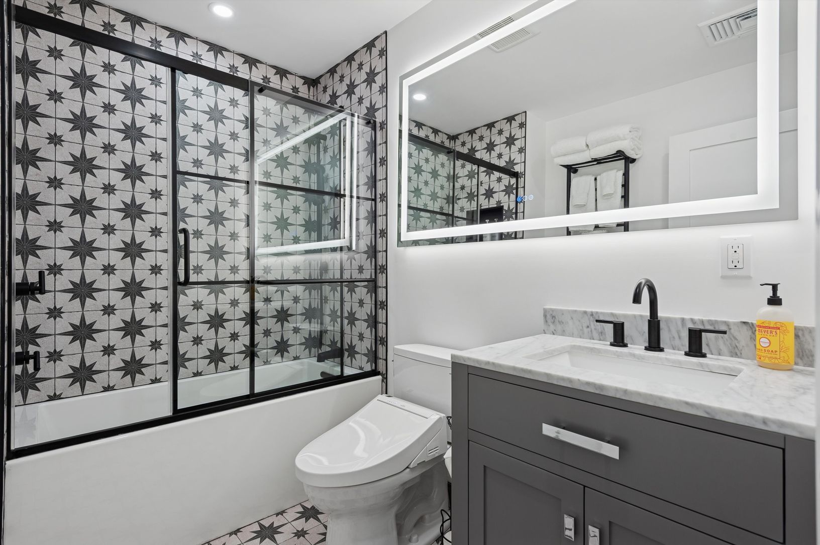  Hall Bath