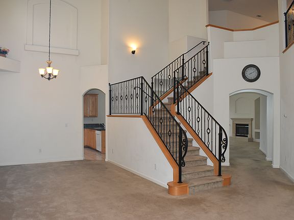 4th image of 9395 Willow Pond Cir