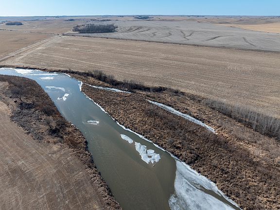 5th image of 150th Ave