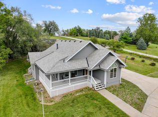 21954 Hawley Rd, Glenwood, IA 51534