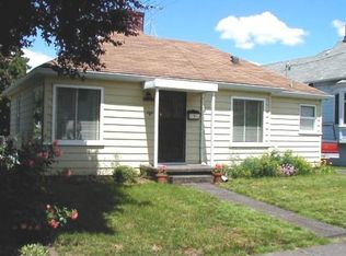 5569 SE Ash St, Portland, OR 97215