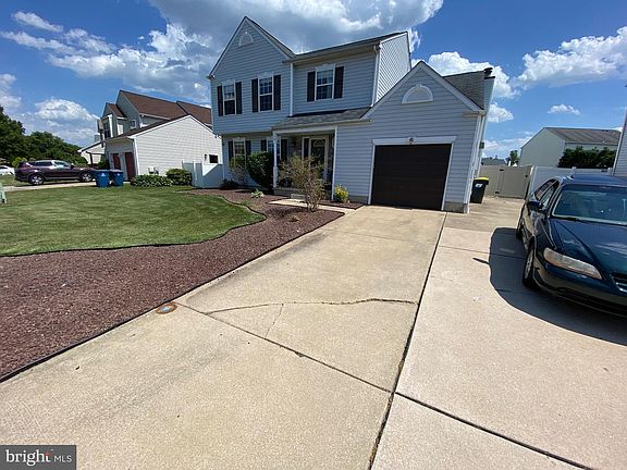 4th image of 13 Wellspring Dr