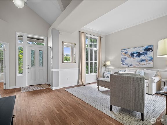 5th image of 2901 92nd Avenue E