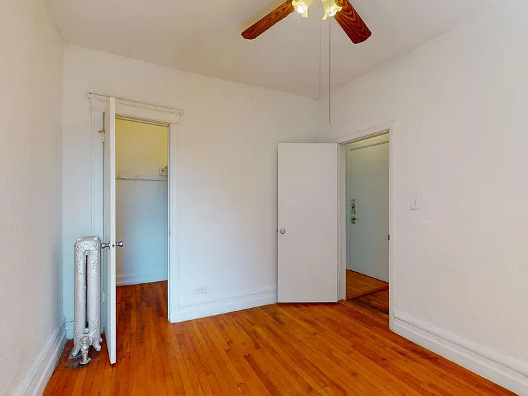 1515 E. 54th Street — Photo 14