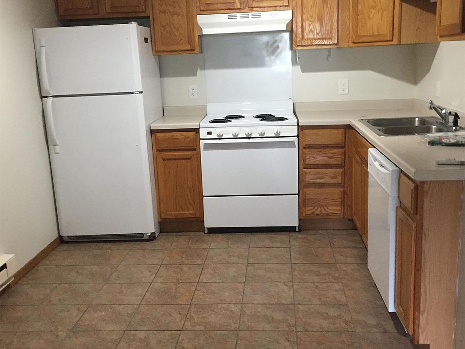 1st image of 124 Earl St APT 7