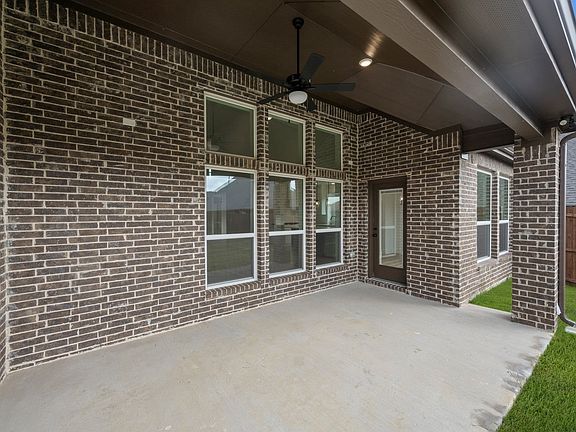 7th image of this home