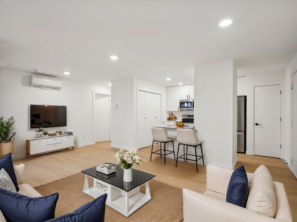 1815 NW 173rd Ave #1111