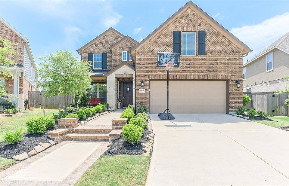 1st image of 19507 Wildflower Field Ct