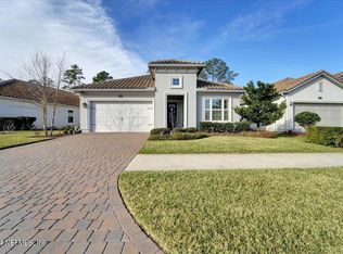 3084 Pescara Dr, Jacksonville, FL 32246