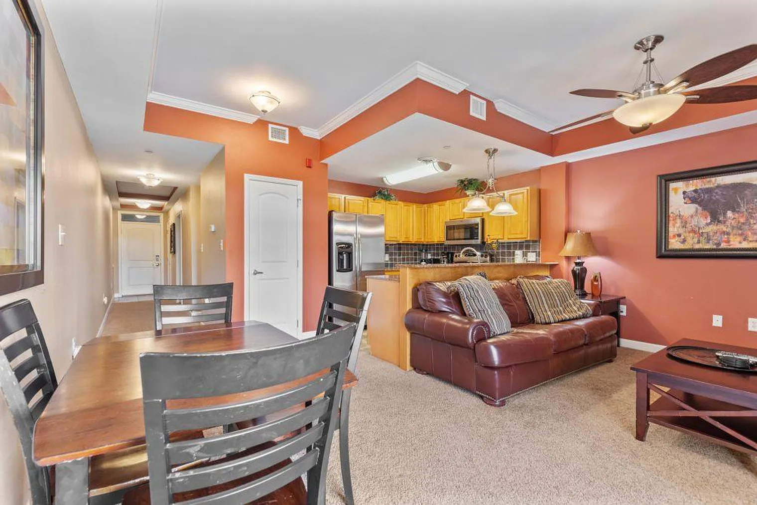 1 bed, 1.0 bath, 947 sqft, $2,926 — Photo 3