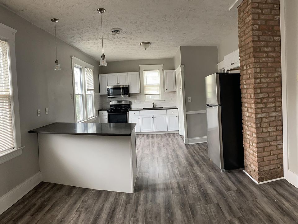 1st image of 2804 York Ave #1