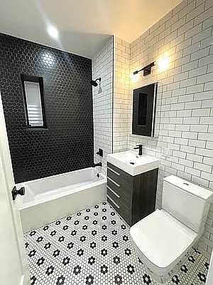 4th image of 2307 Avenue D #1K