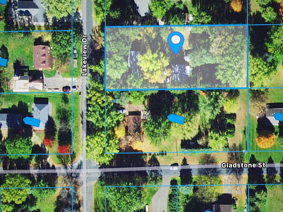 2nd image of 7016 Lakeview Dr