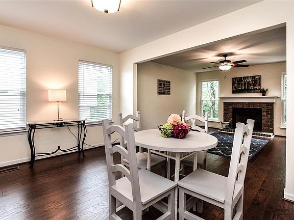 Dining room area perfect for holidays and Sunday dinners with family.