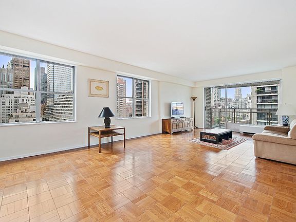 2nd image of 1084 2nd Ave #14G