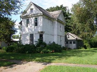 706 N A St, Monmouth, IL 61462