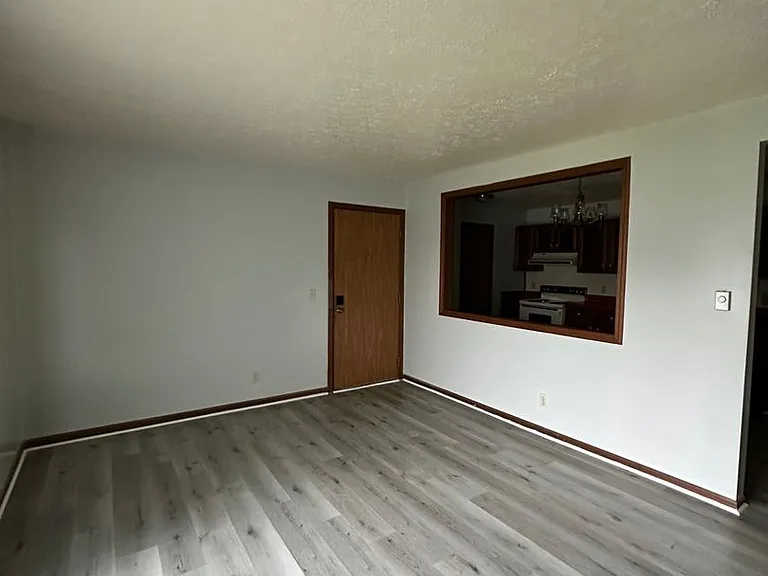 Lynnwood Apartments — Photo 35