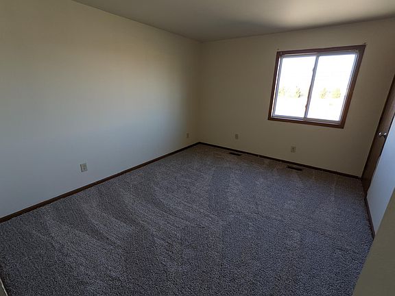 5th image of 3716 W 73rd Pl
