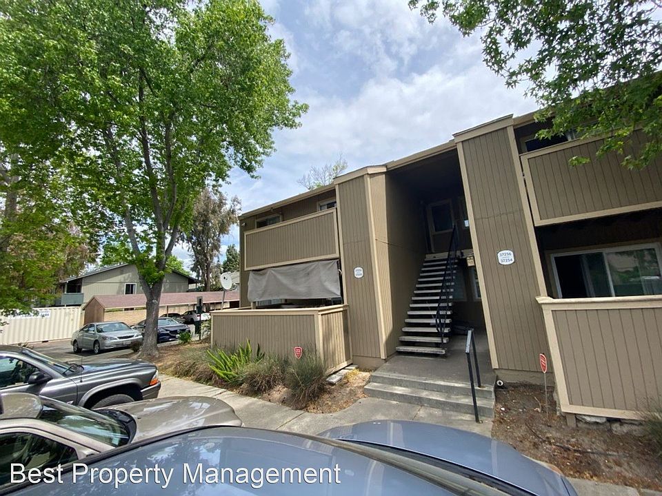 2nd image of 37252 Spruce Ter