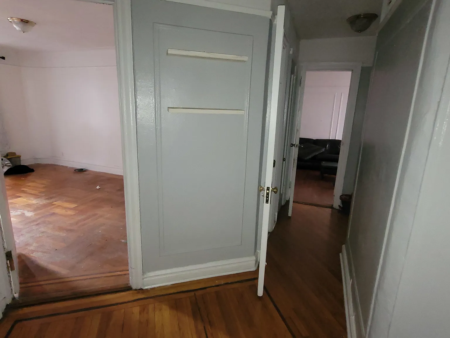 2 bed, 750 sqft, $2,650 — Photo 2