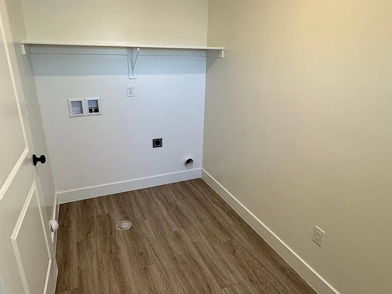 5672 S Duel Ln — Photo 13