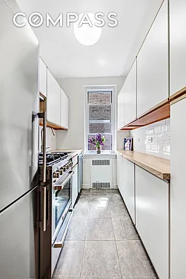 Sold by Compass | media 4