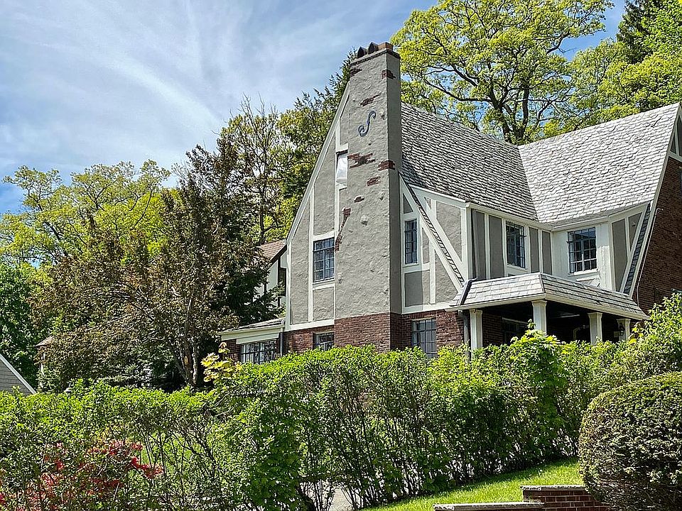 1st image of 29 Mayhew Dr