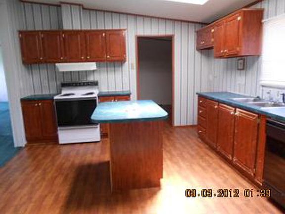 3rd image of 3117 Highway 20
