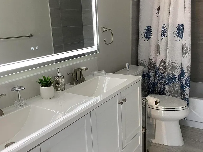 6220 SW 14th St — Photo 35