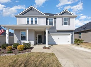 305 Willow Grove Ln, Fuquay Varina, NC 27526