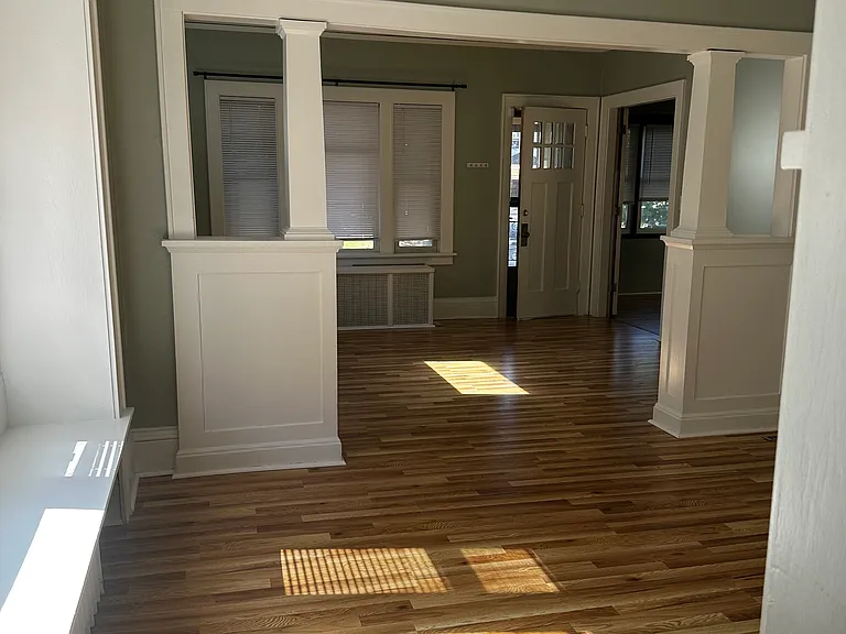 4145 Columbus Ave — Photo 3