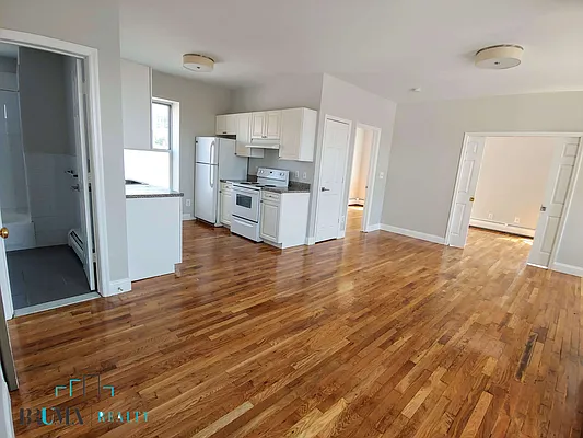 Rented by Bruma Realty LLC | media 2