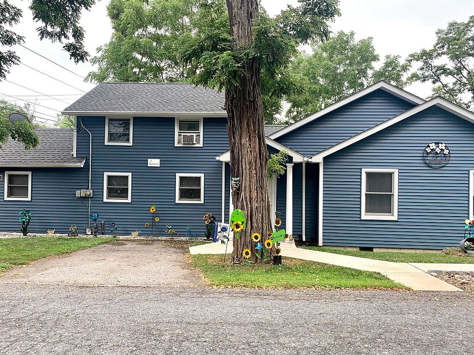 1st image of 15 Budd Ln